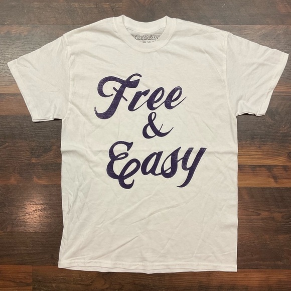Free & Easy Other - Free & Easy Short Sleeve w/Navy Tee
